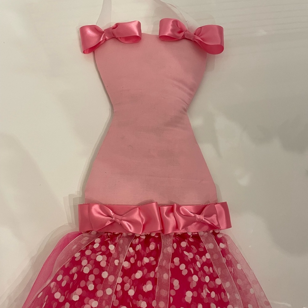 Cute pink tutu bow holder